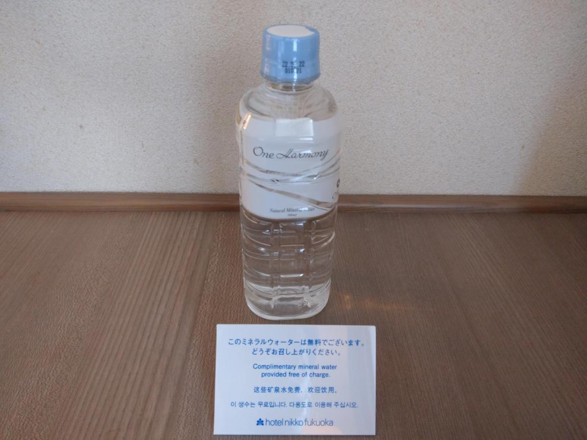 פוקואוקה Hotel Nikko Fukuoka מראה חיצוני תמונה A bottle of Okinawan water